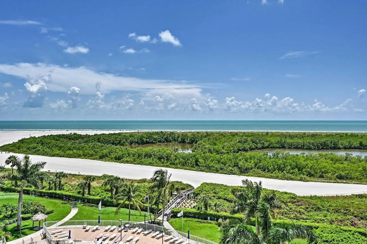 With Balcony And Stunning Ocean Views! Apartment *