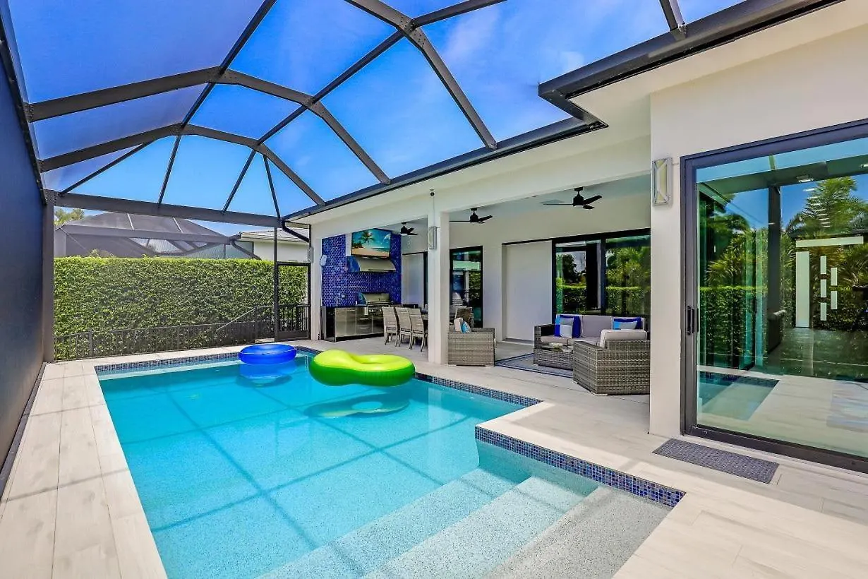 624 Seagrape Drive Holiday home Marco Island