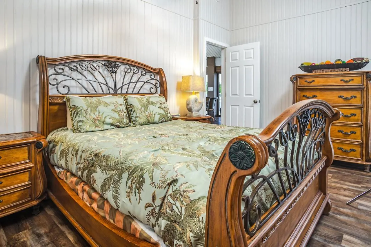 The Boathouse 3* Marco Island