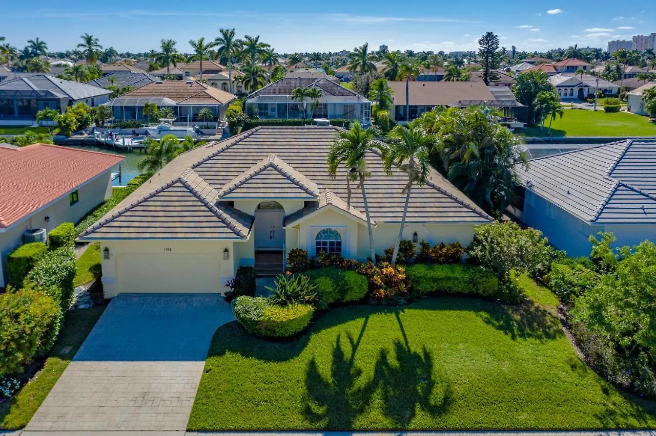 Gorgeous Waterfront 3 Bed With Quick Access To Gulf!! * Marco Island