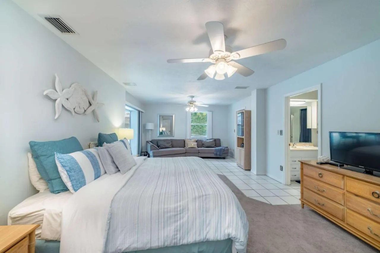 Holiday home 916 Loyalty Ave Marco Island