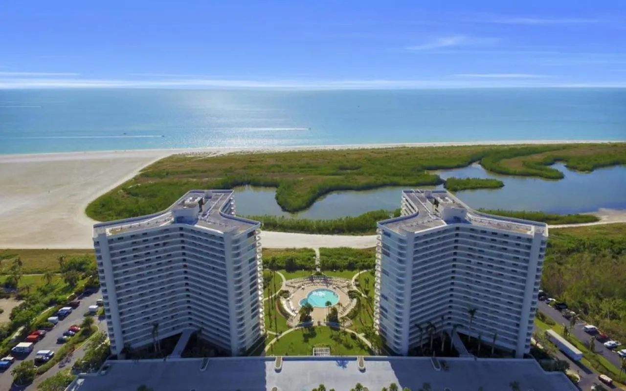 Holiday home Gulf Views From Private Balcony Overlooks Popular Tigertail Preserve Marco Island