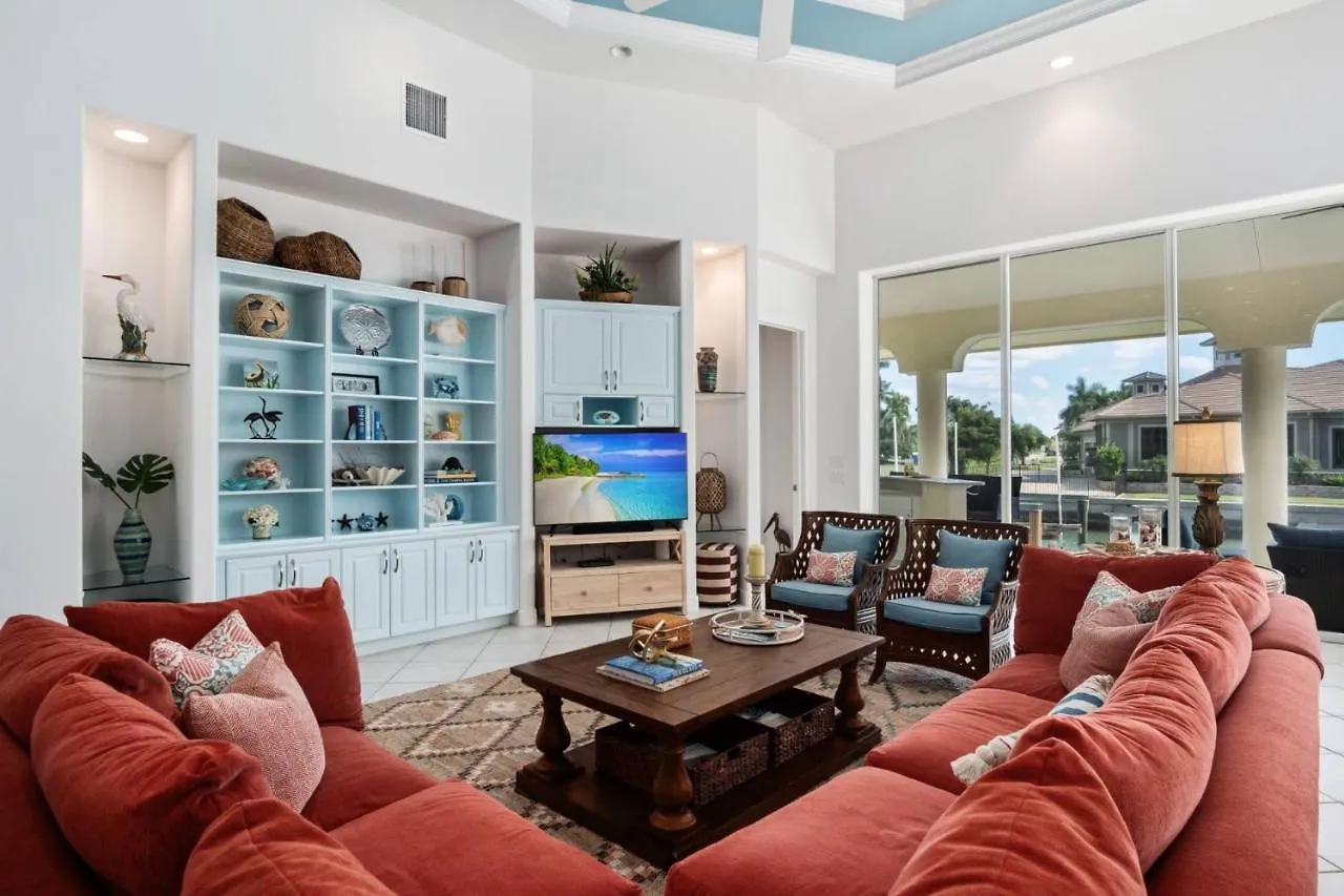 851 Eubanks Ct Holiday home *