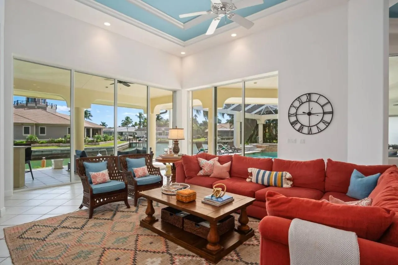851 Eubanks Ct Holiday home *