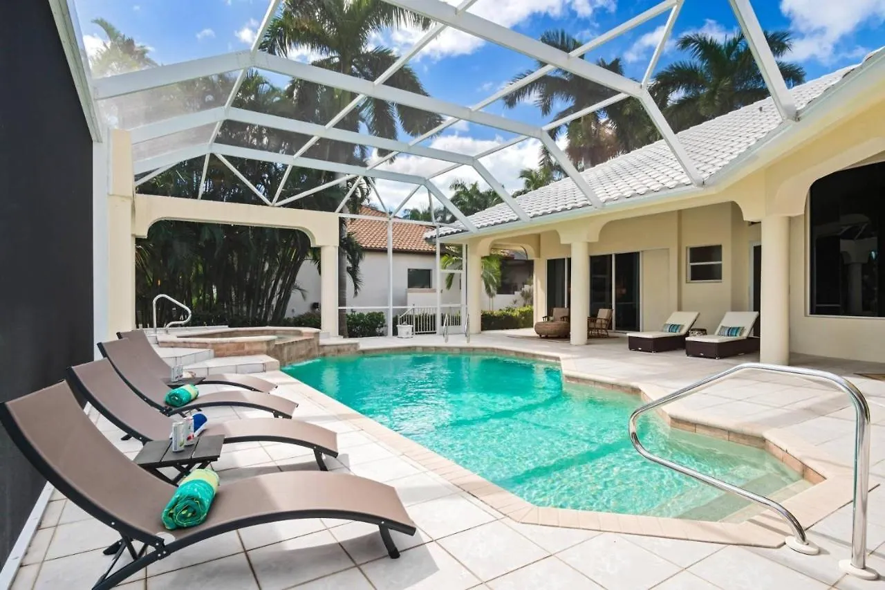 851 Eubanks Ct Holiday home *