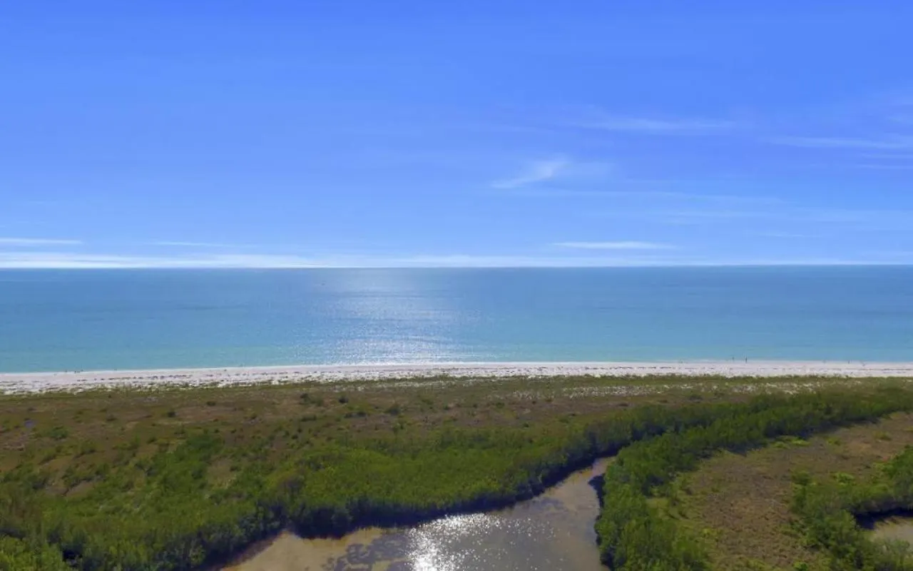Gulf Views From Private Balcony Overlooks Popular Tigertail Preserve *