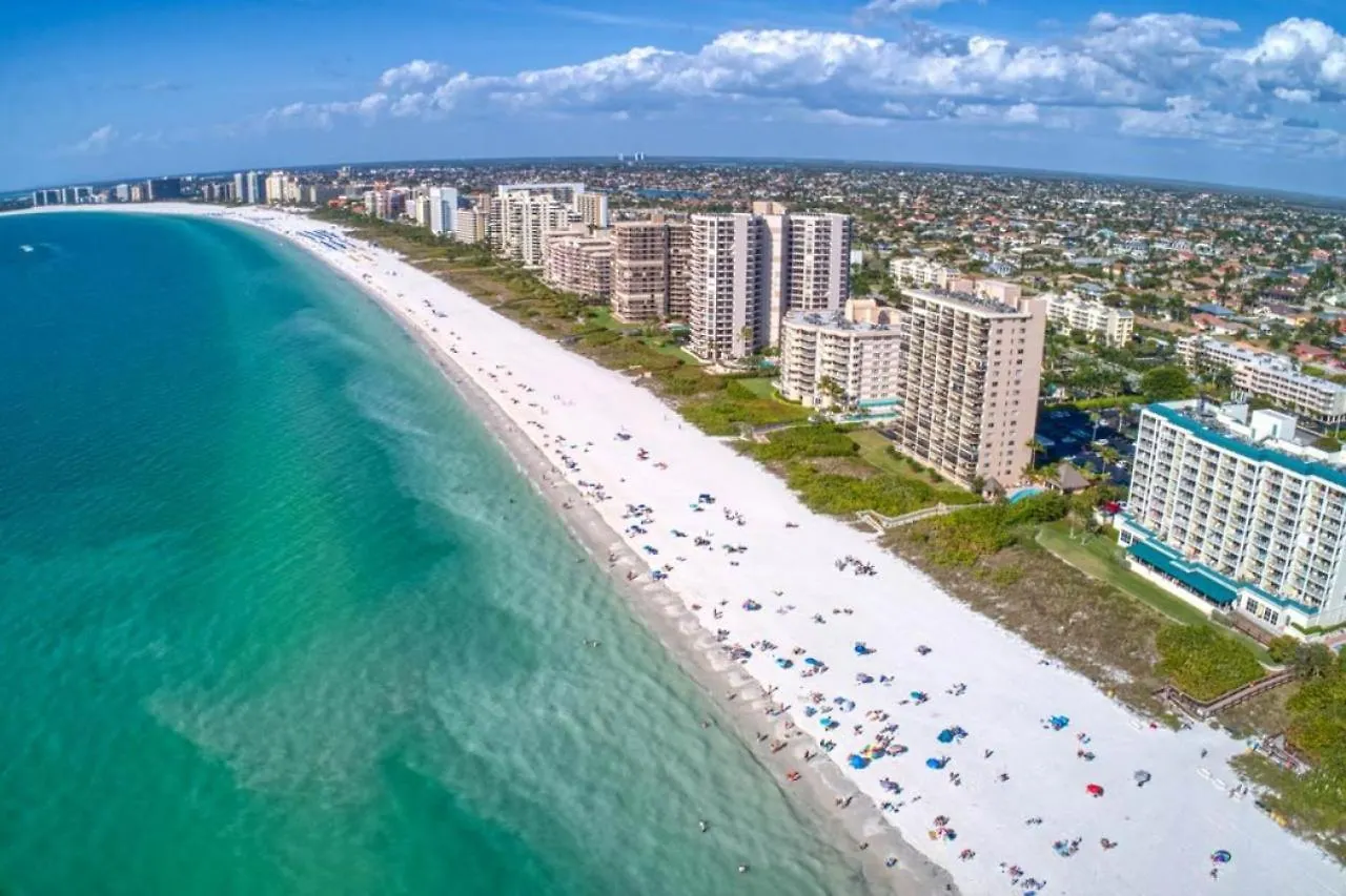 2 Bed South End Beachfront At Popular Seawinds Holiday home Marco Island
