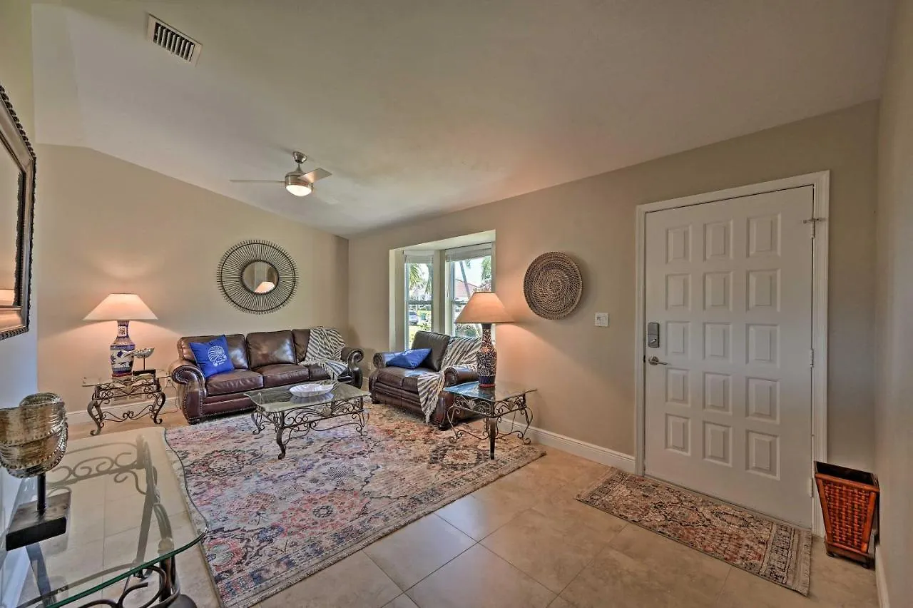 Sunny Oasis Less Than 2 Miles To Beach! * Marco Island