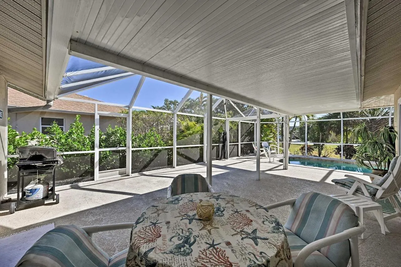 Holiday home Sunny Oasis Less Than 2 Miles To Beach! *