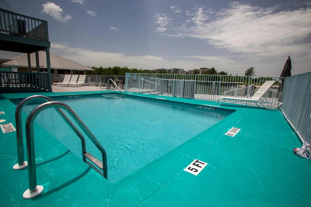 The Boathouse Motel