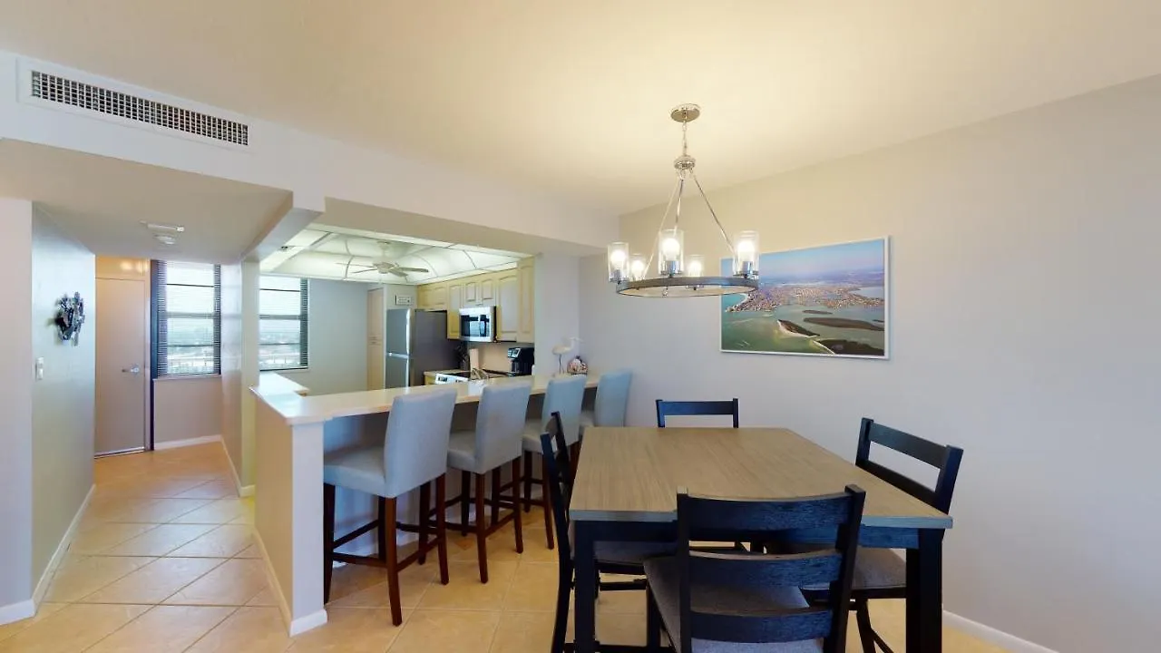Holiday home South Seas Tower 3 #1005 - Beachfront 2/2 Long Views! Marco Island
