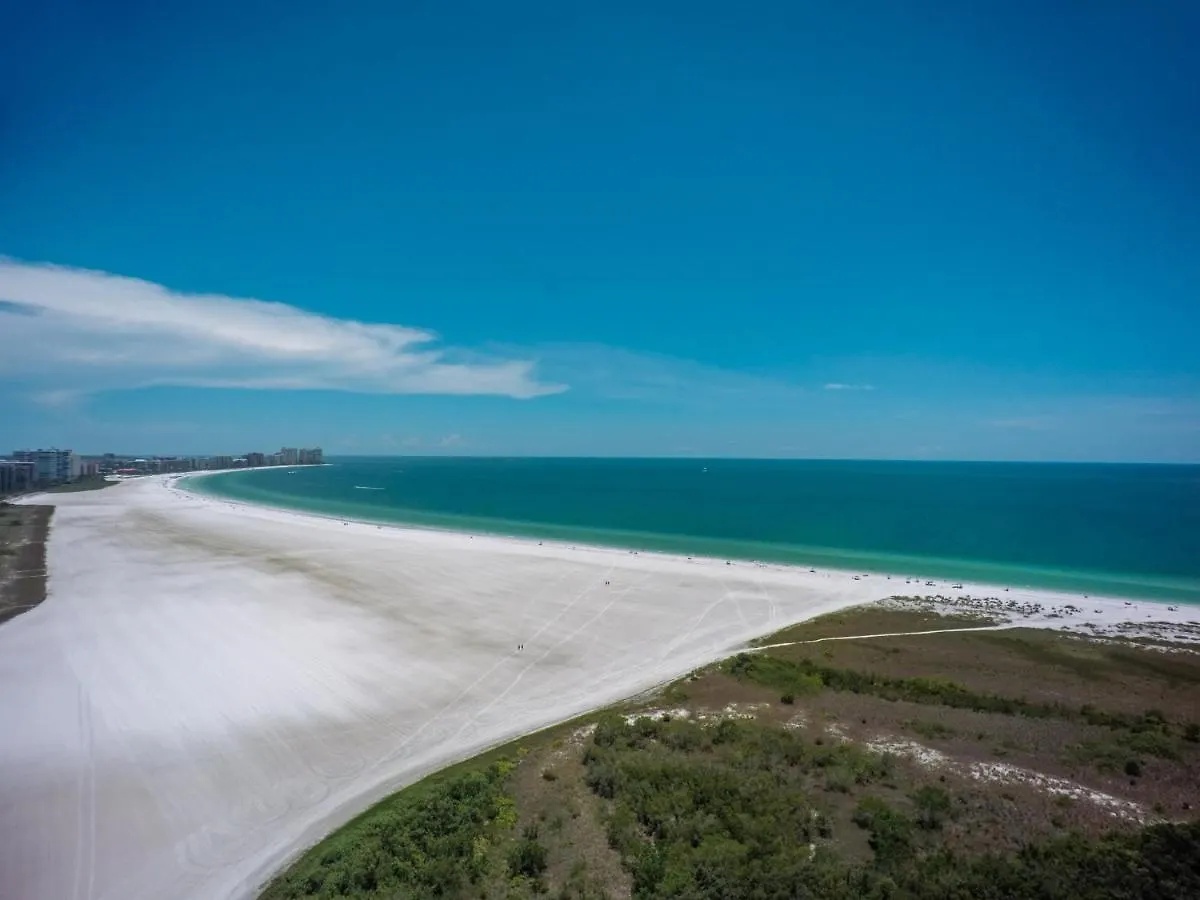 Holiday home South Seas Tower 3 #1005 - Beachfront 2/2 Long Views! *