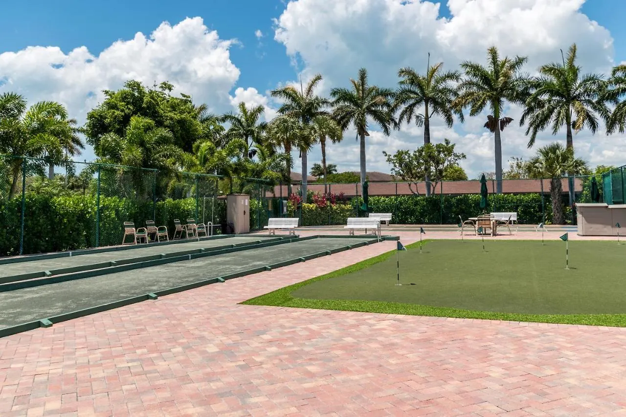 South Seas Tower 3 #1005 - Beachfront 2/2 Long Views! Holiday home Marco Island