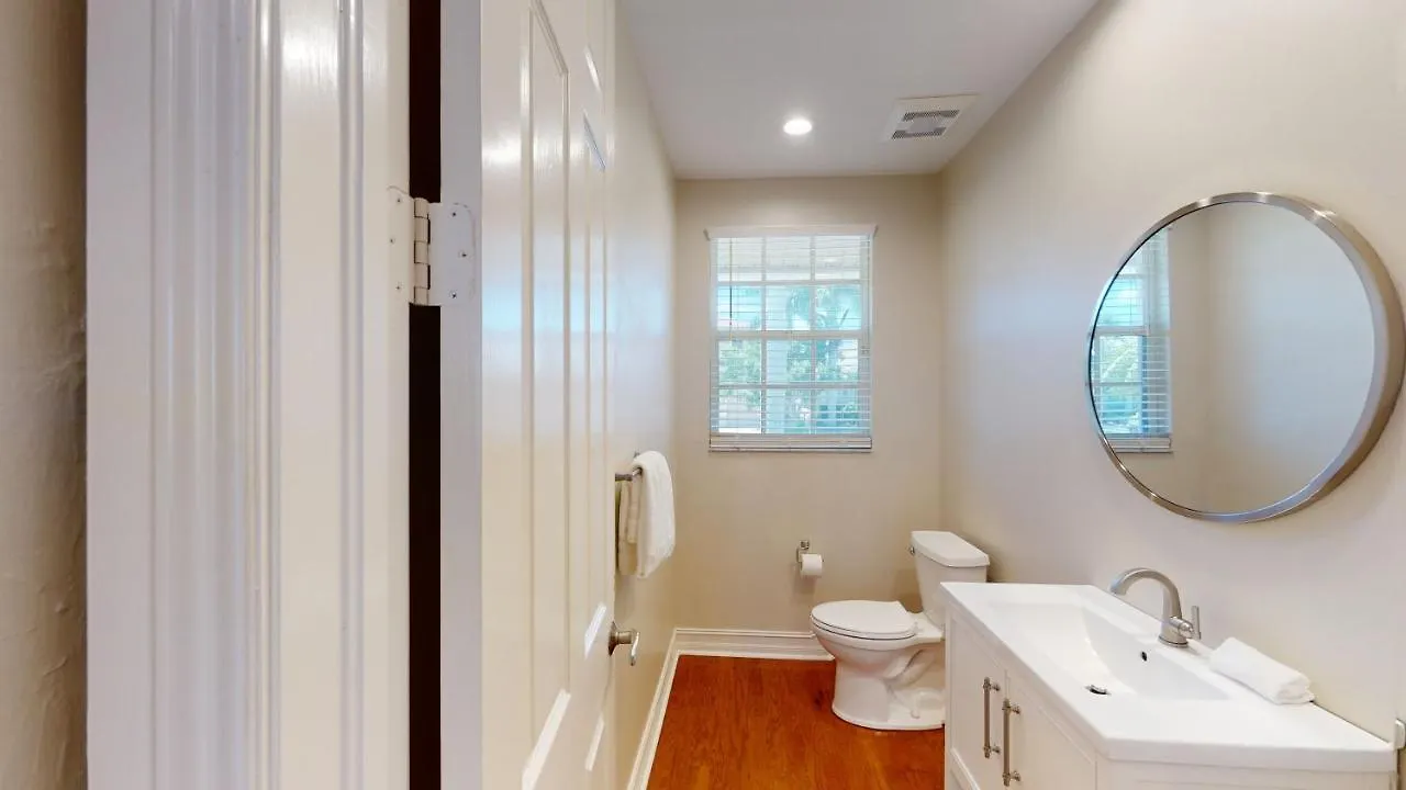 Luxury Walkable To With Wide Water Views Marco Island
