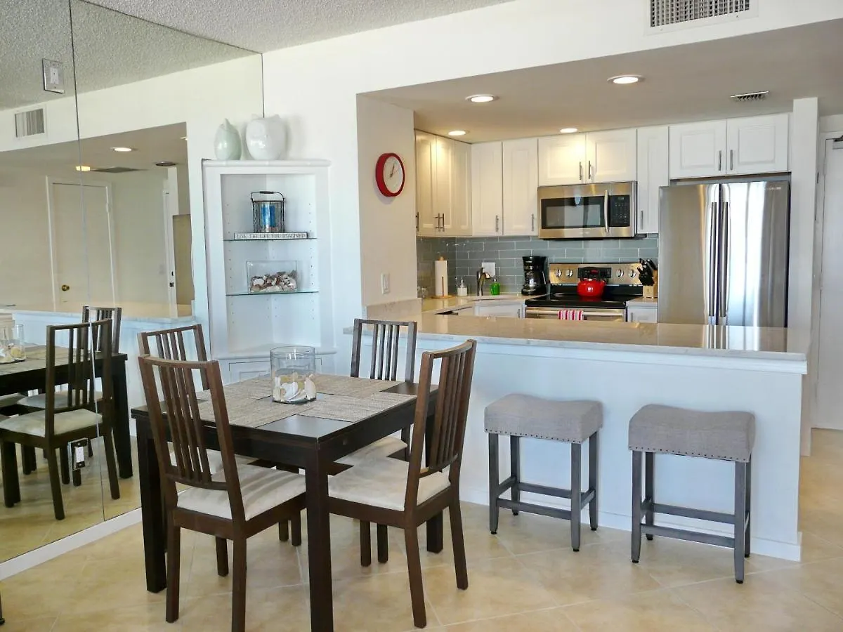 Tradewinds 701 * Marco Island