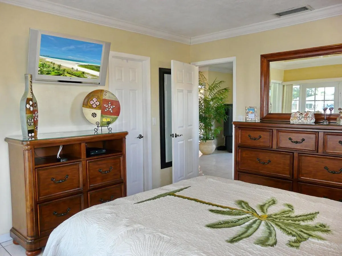 1171 Mulberry Court Holiday home Marco Island