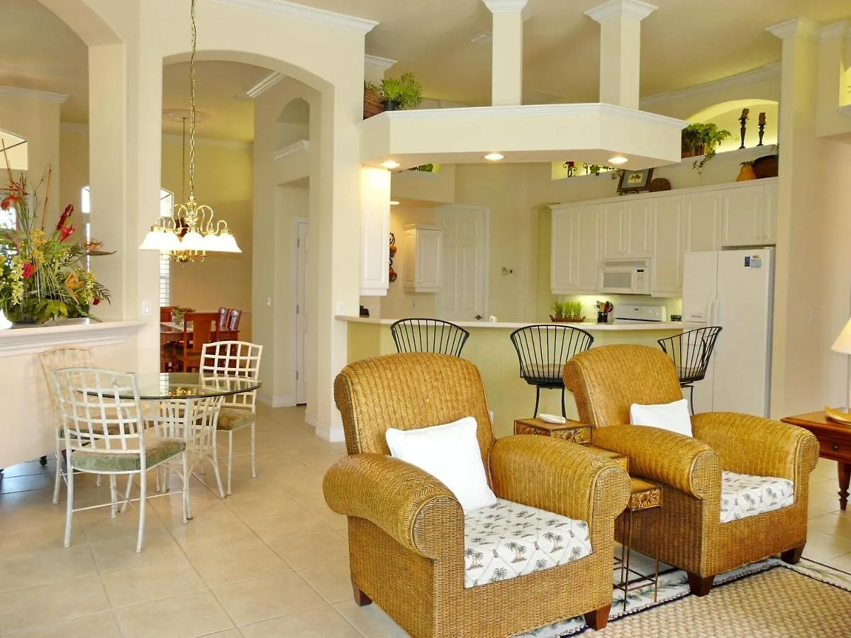 931 Hyacinth Court * Marco Island