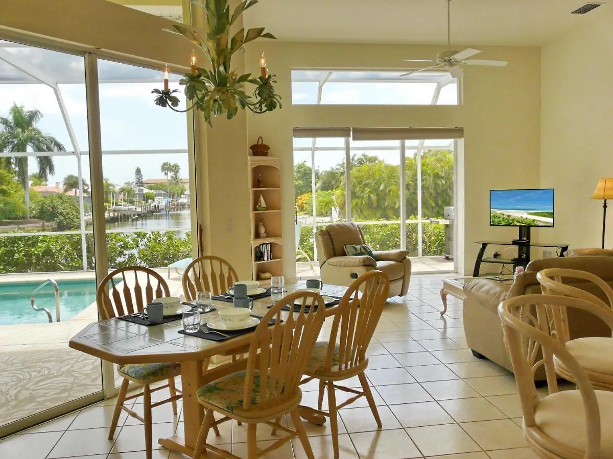 Holiday home 1411 Galleon Avenue *