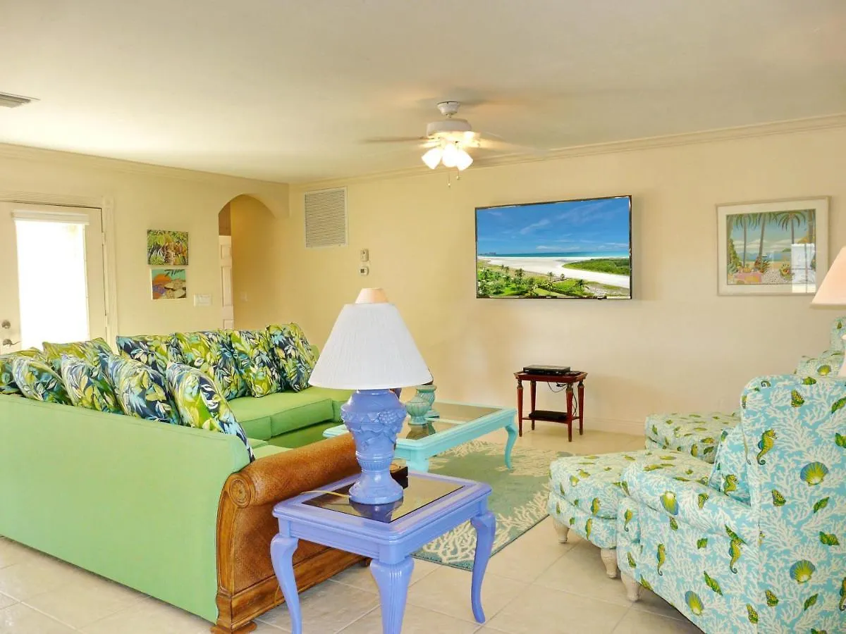 Holiday home 438 Kendall Drive