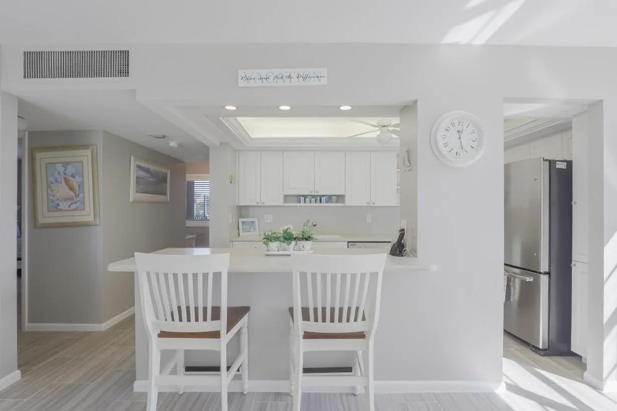 Holiday home South Seas Tower 4-206