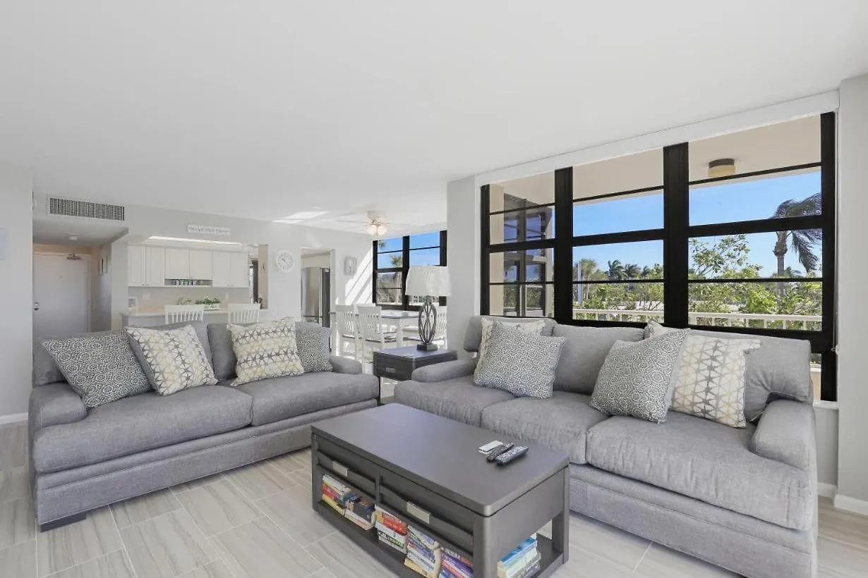 Holiday home South Seas Tower 4-206