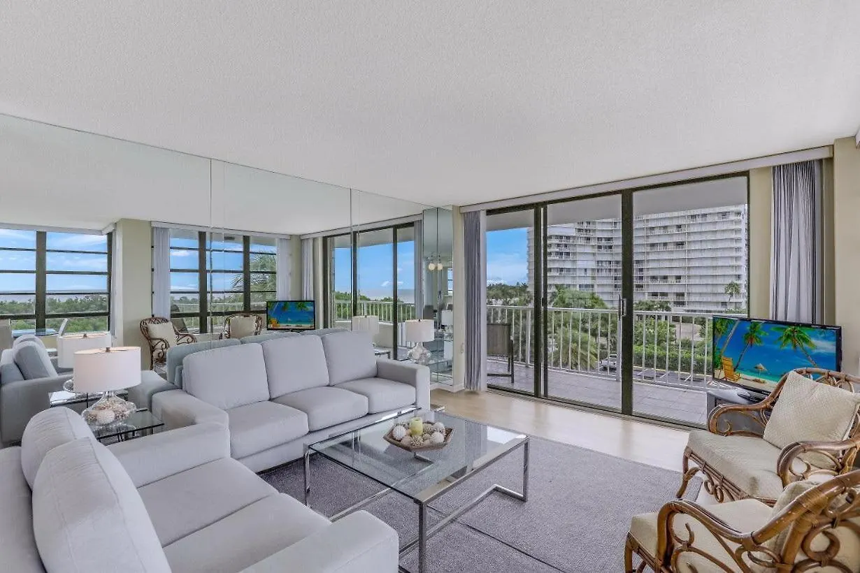 South Seas Tower 3-411 *
