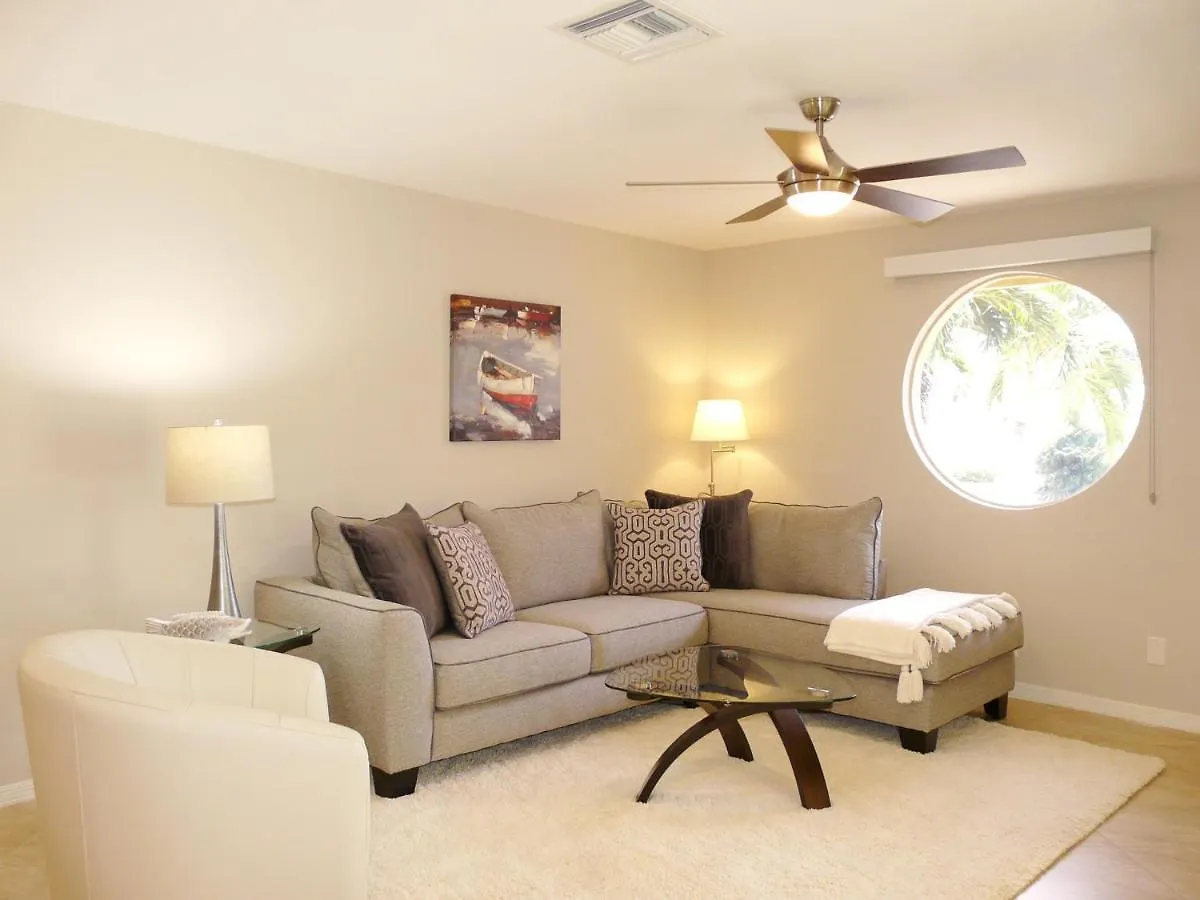 428 Barcelona Court Holiday home