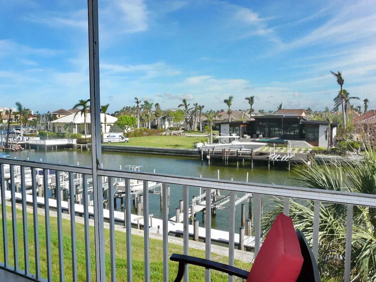 Eagle Cay Building 3-305 *