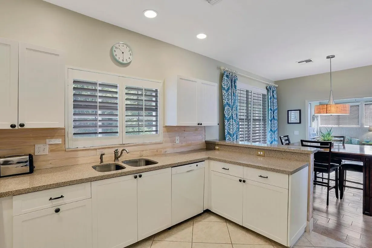 870 Kendall Drive Holiday home Marco Island