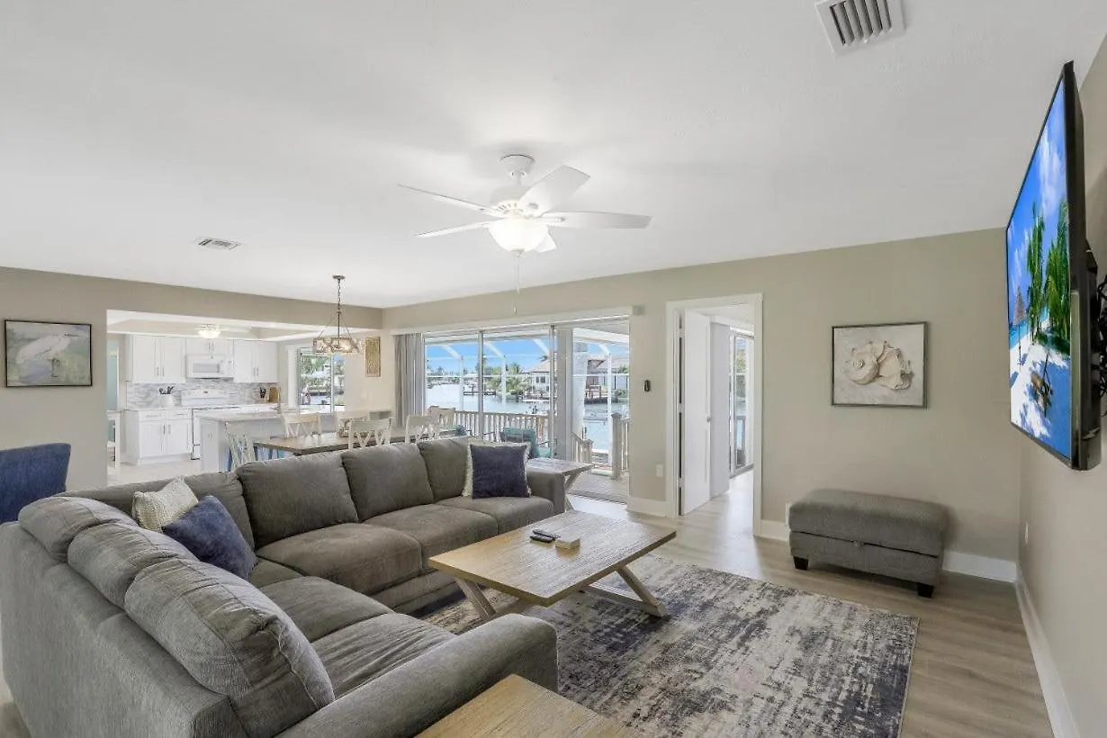 1585 Jamaica Court Marco Island