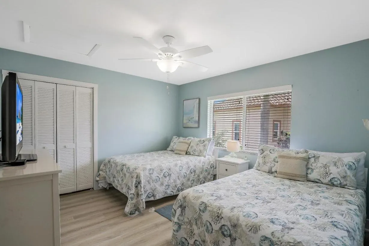 1585 Jamaica Court Marco Island