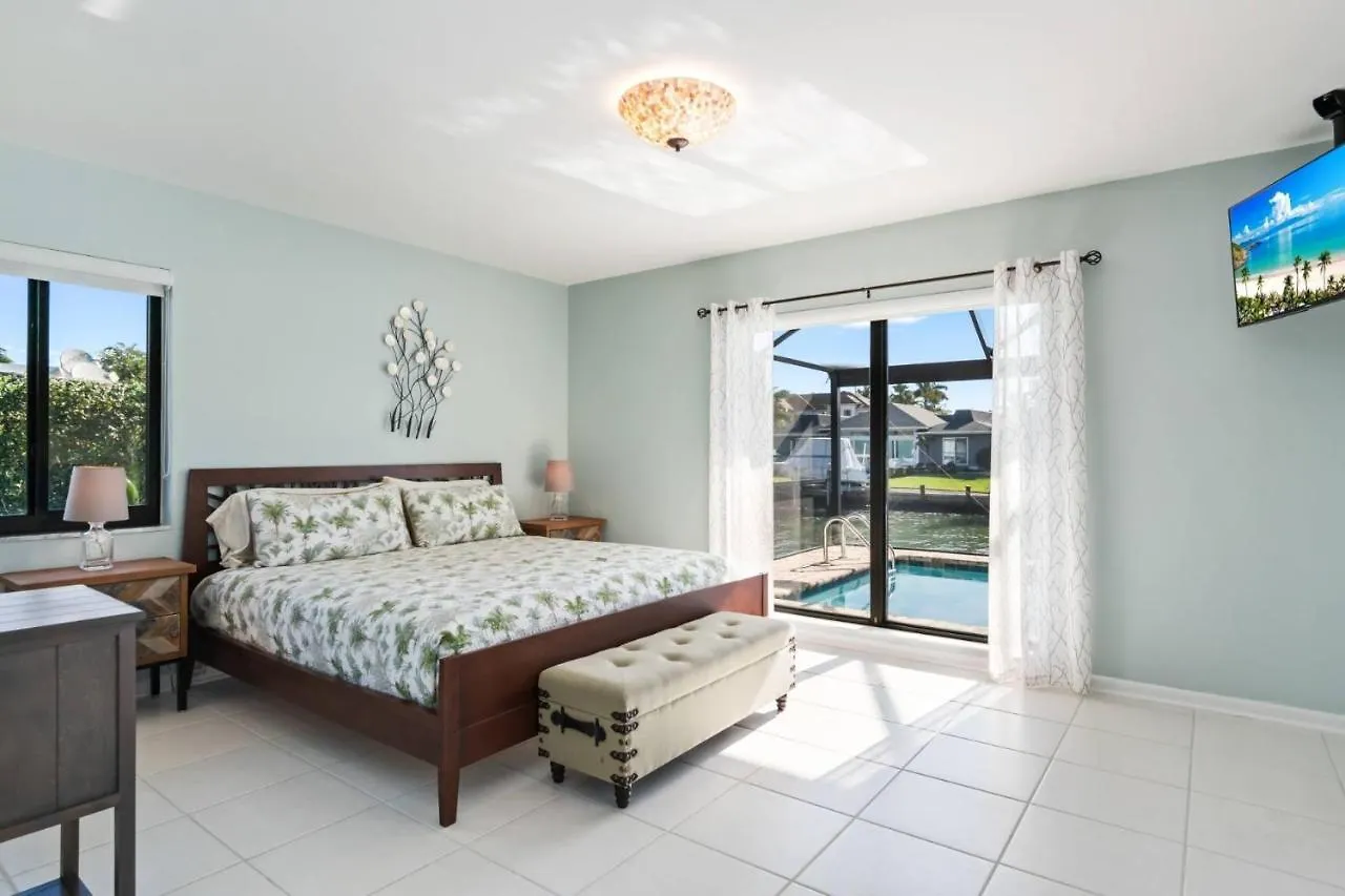 1263 Mulberry Ct Holiday home Marco Island