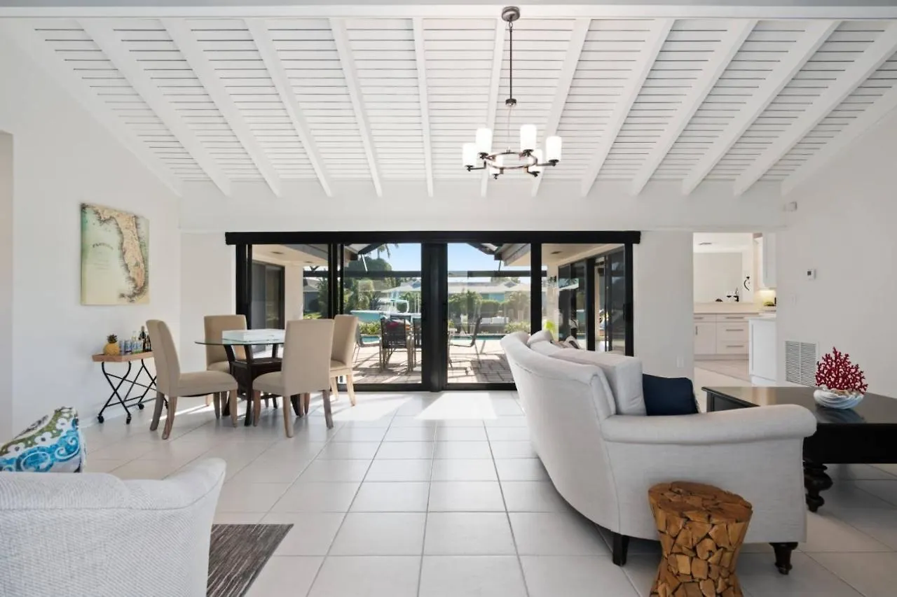 1263 Mulberry Ct Holiday home Marco Island