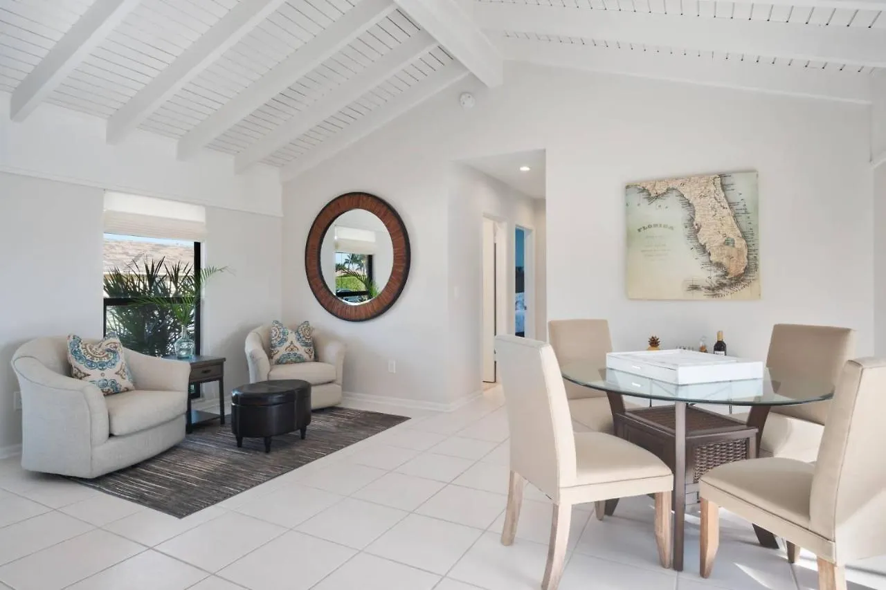1263 Mulberry Ct Marco Island