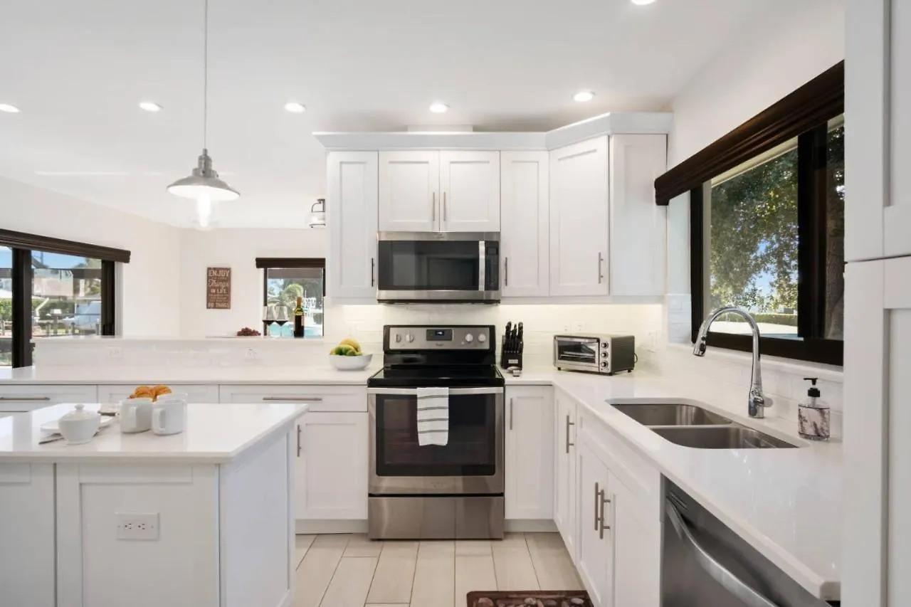 1263 Mulberry Ct Holiday home