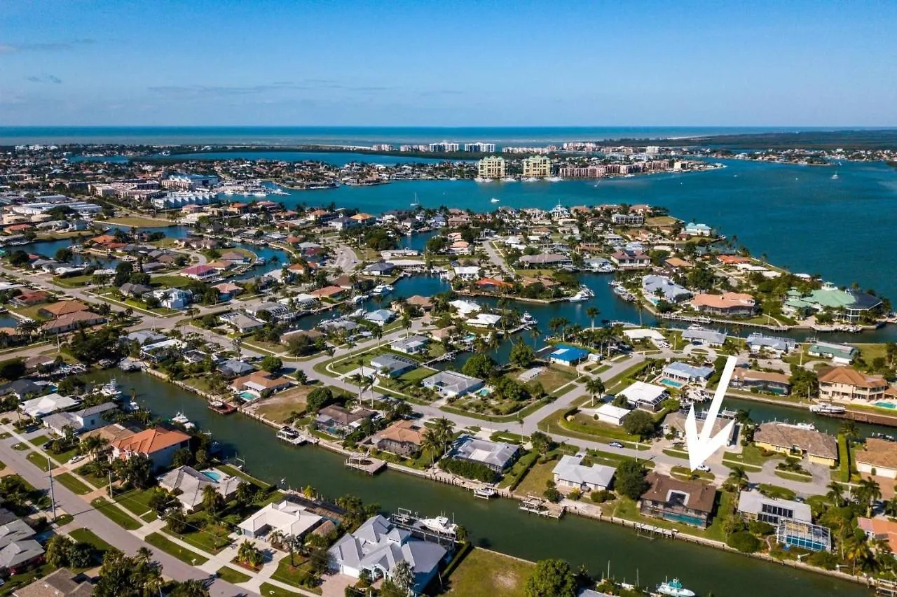1263 Mulberry Ct * Marco Island