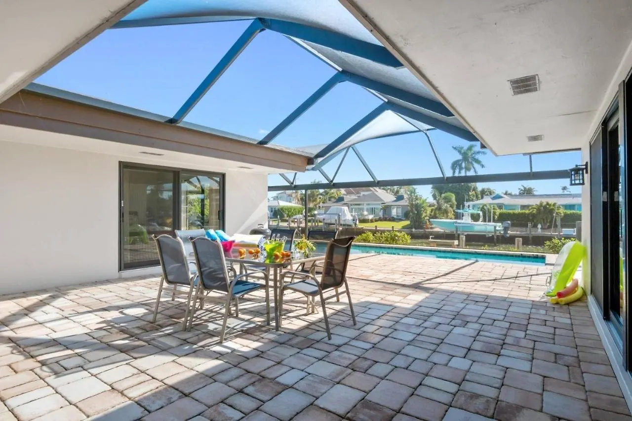 Holiday home 1263 Mulberry Ct *