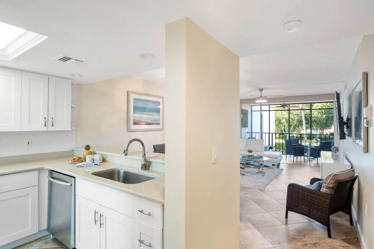 Holiday home Grandview 204
