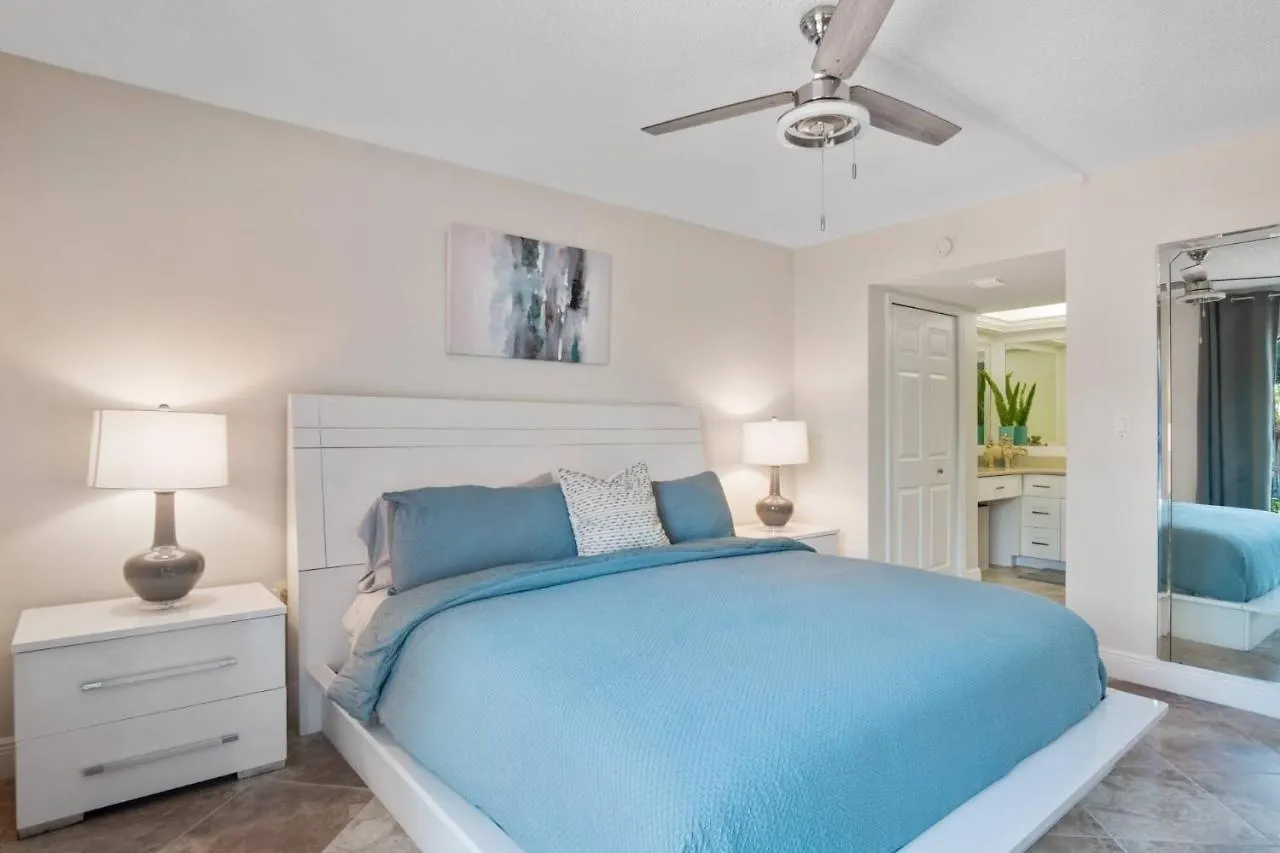 Holiday home Grandview 204