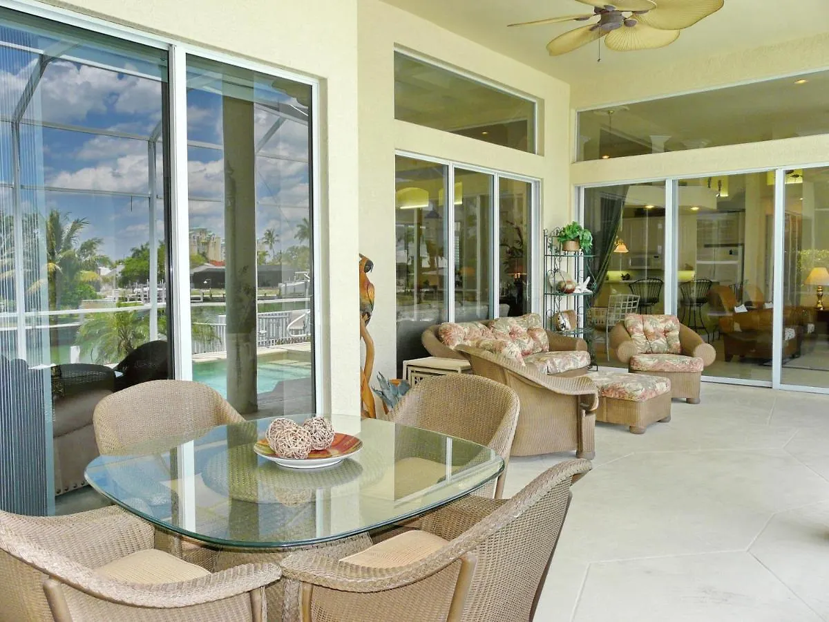 931 Hyacinth Court Holiday home