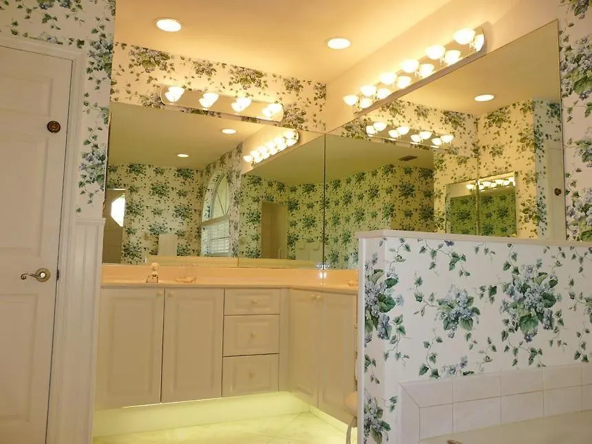 1411 Galleon Avenue Holiday home Marco Island