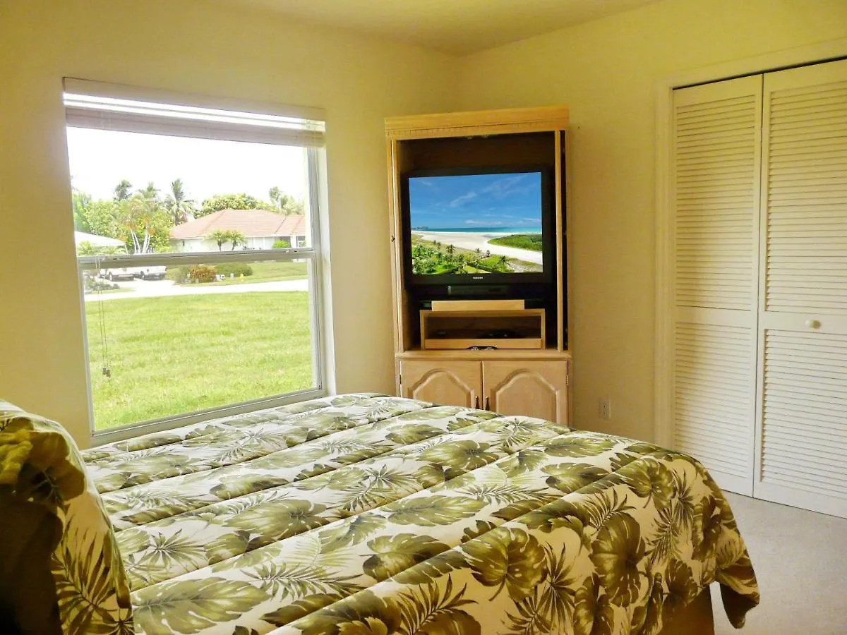 1411 Galleon Avenue Holiday home *