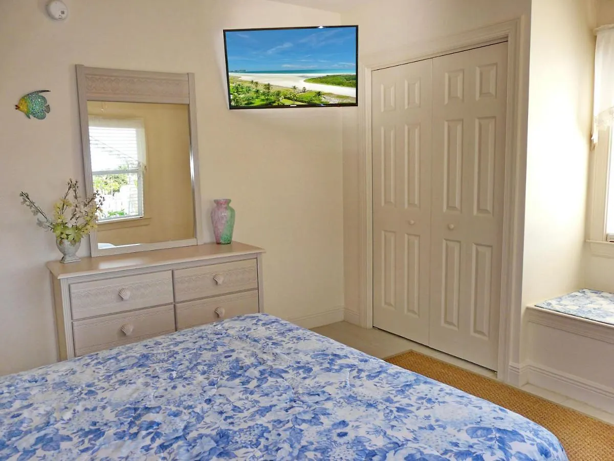 438 Kendall Drive Holiday home