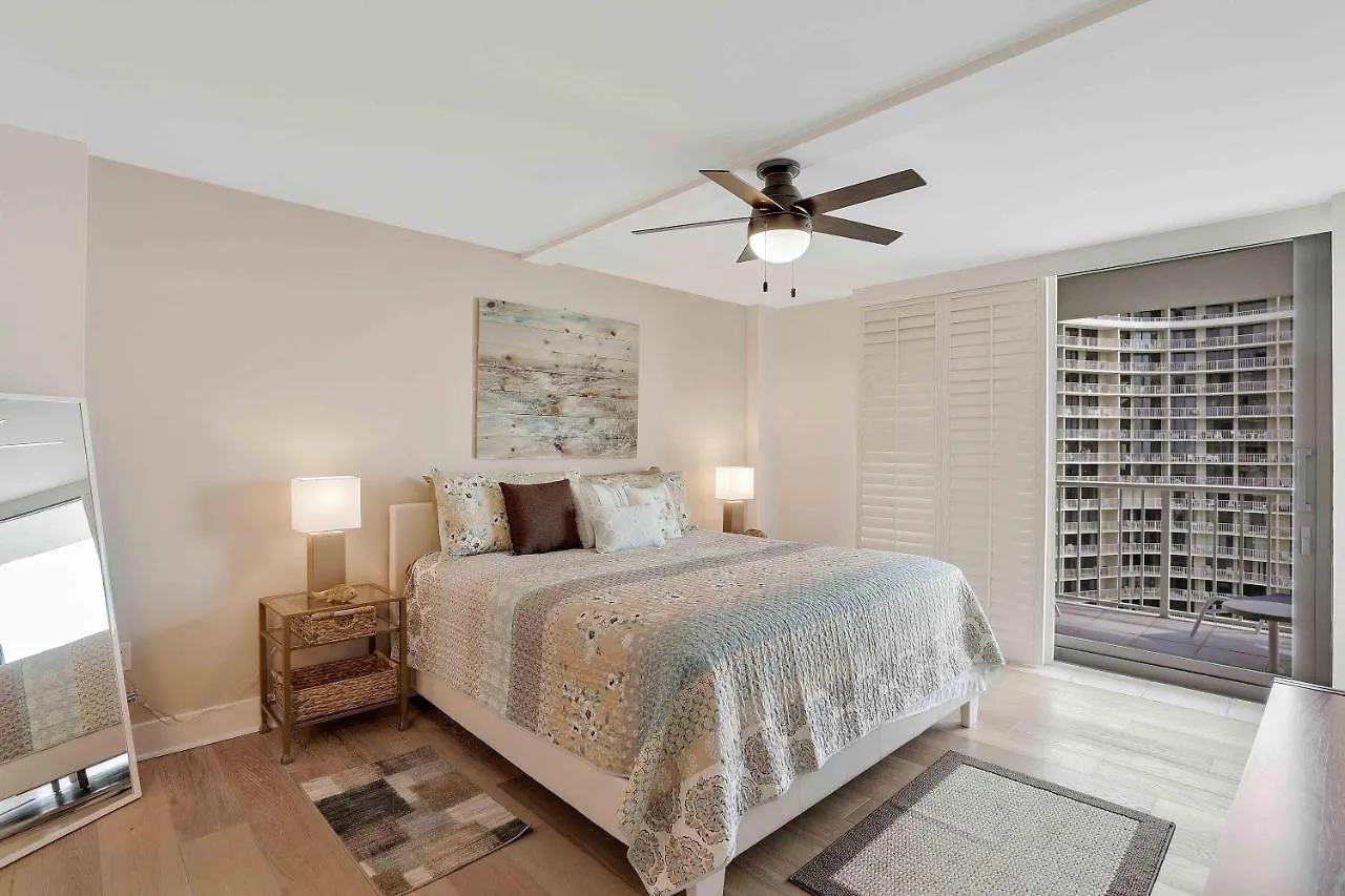 South Seas Tower 4-1209