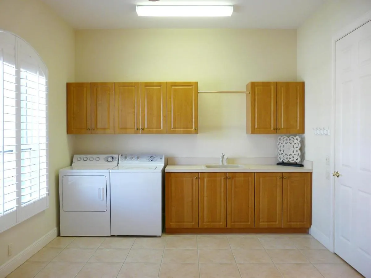 961 Hyacinth Court Holiday home Marco Island