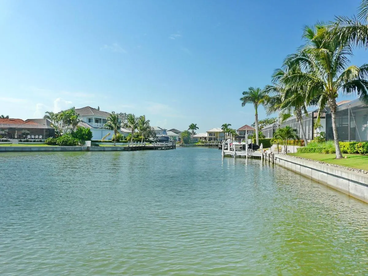 961 Hyacinth Court Holiday home Marco Island