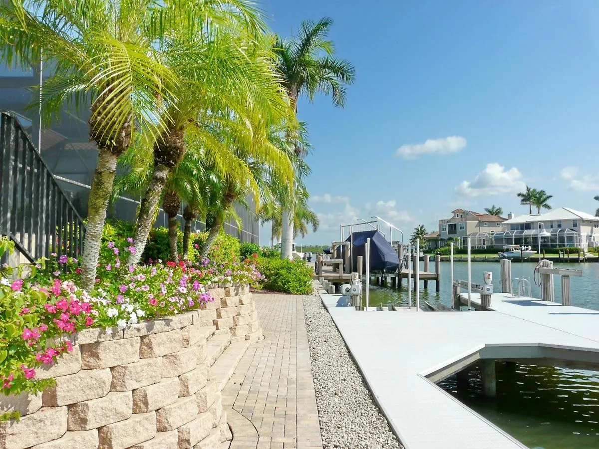 961 Hyacinth Court * Marco Island
