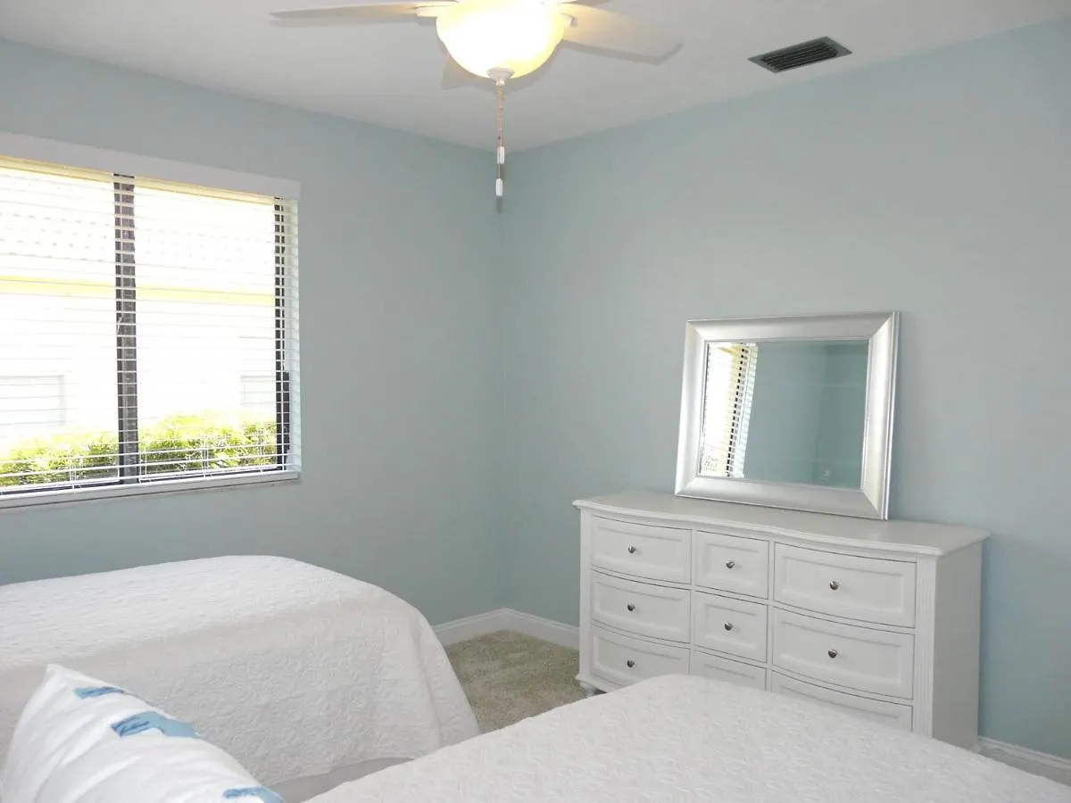 428 Barcelona Court Holiday home *