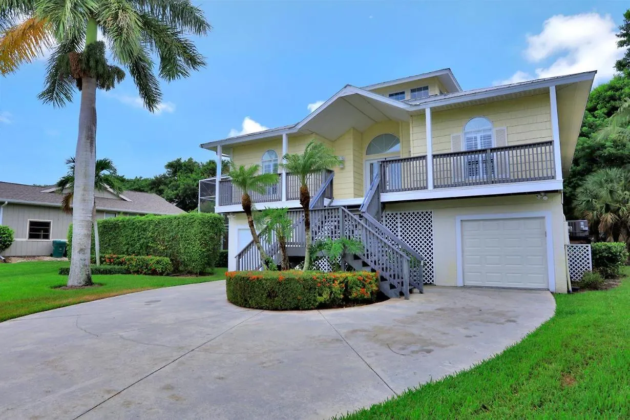 870 Kendall Drive * Marco Island