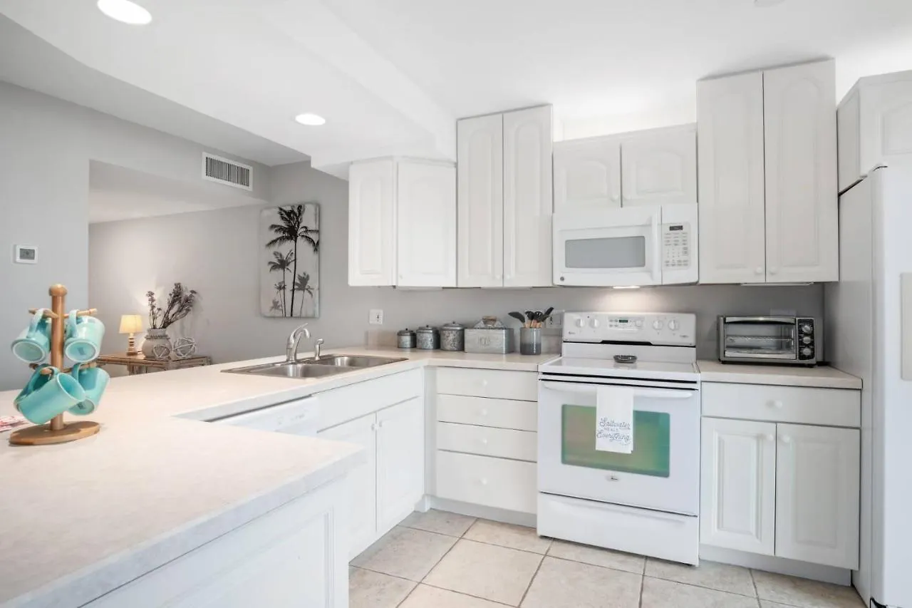 Riverside B606 Marco Island